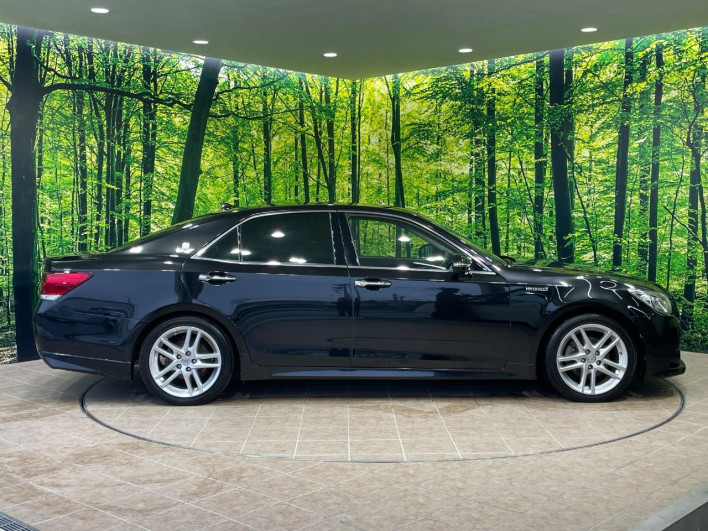 2013 Toyota Crown Hybrid DAA-AWS210 (UW-69ef57cf9d371)[8]