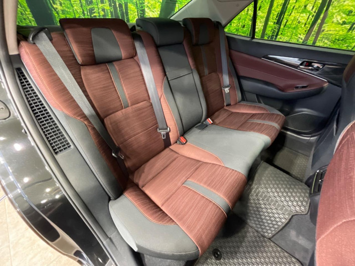 2013 Toyota Crown Hybrid DAA-AWS210 (UW-69ef57cf9d371)[22]