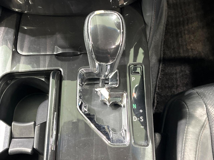 2013 Toyota Crown Hybrid DAA-AWS210 (UW-69ef57cfaed15)[18]