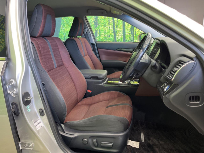 2013 Toyota Crown Hybrid DAA-AWS210 (UW-69ef57cfc9b44)[18]