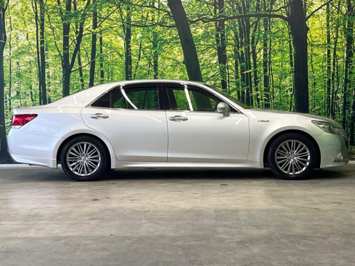 2013 Toyota Crown Hybrid DAA-AWS210 (UW-69ef57cfc9b44)[28]