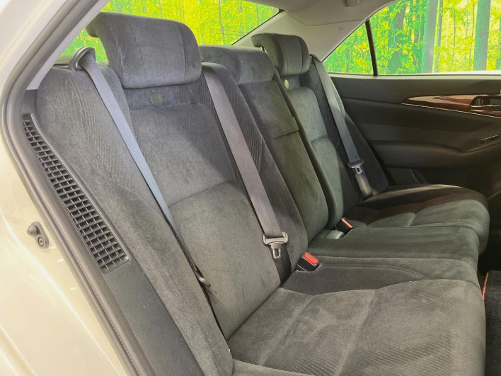 2015 Toyota Crown Hybrid DAA-AWS210 (UW-69ef57d03a7ef)[18]