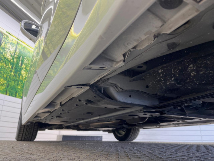 2015 Toyota Crown Hybrid DAA-AWS210 (UW-69ef57d03a7ef)[24]