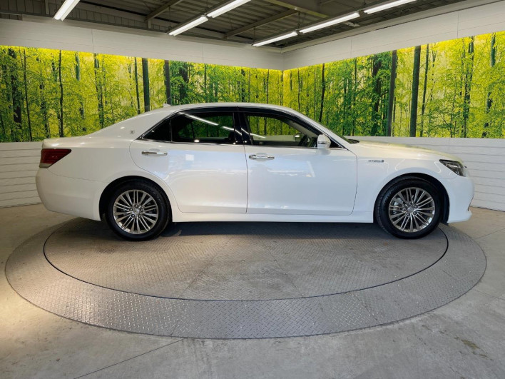 2015 Toyota Crown Hybrid DAA-AWS210 (UW-69ef57d03a7ef)[19]