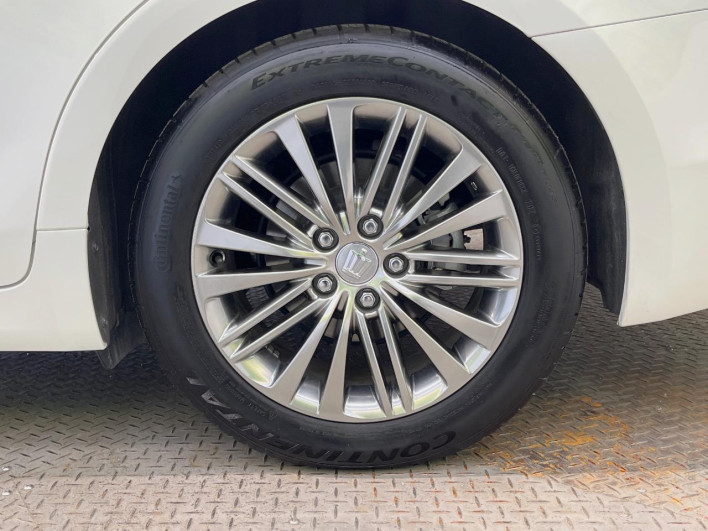 2015 Toyota Crown Hybrid DAA-AWS210 (UW-69ef57d03a7ef)[13]