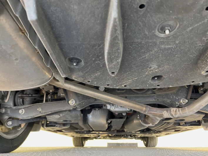 2015 Toyota Crown Hybrid DAA-AWS210 (UW-69ef57d03a7ef)[23]