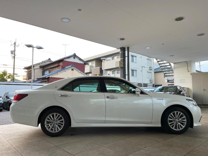 2015 Toyota Crown Hybrid DAA-AWS210 (UW-69ef57d1ad294)[25]
