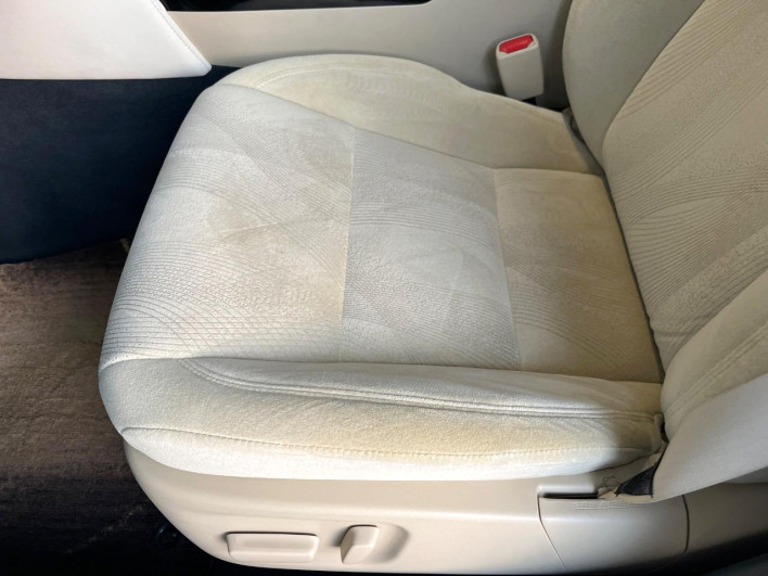 2015 Toyota Crown Hybrid DAA-AWS210 (UW-69ef57d1ad294)[26]