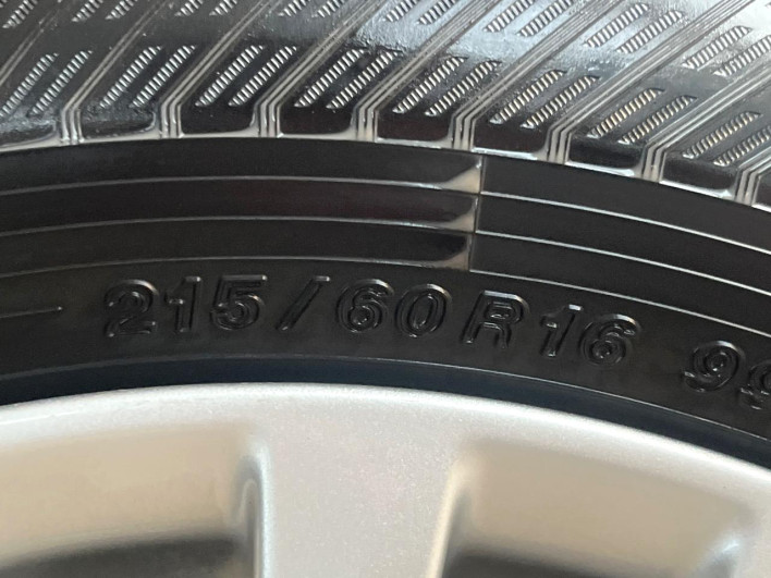 2015 Toyota Crown Hybrid DAA-AWS210 (UW-69ef57d1ad294)[10]