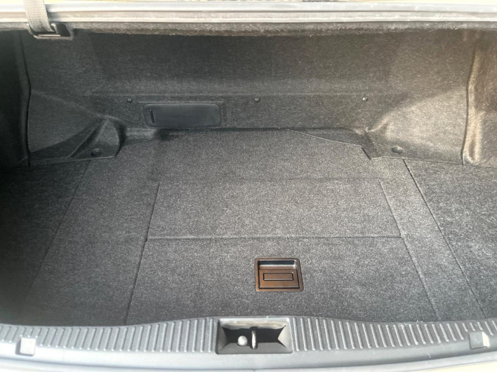 2015 Toyota Crown Hybrid DAA-AWS210 (UW-69ef57d1ad294)[13]