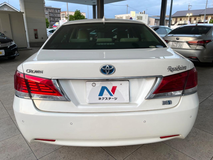 2015 Toyota Crown Hybrid DAA-AWS210 (UW-69ef57d1ad294)[23]