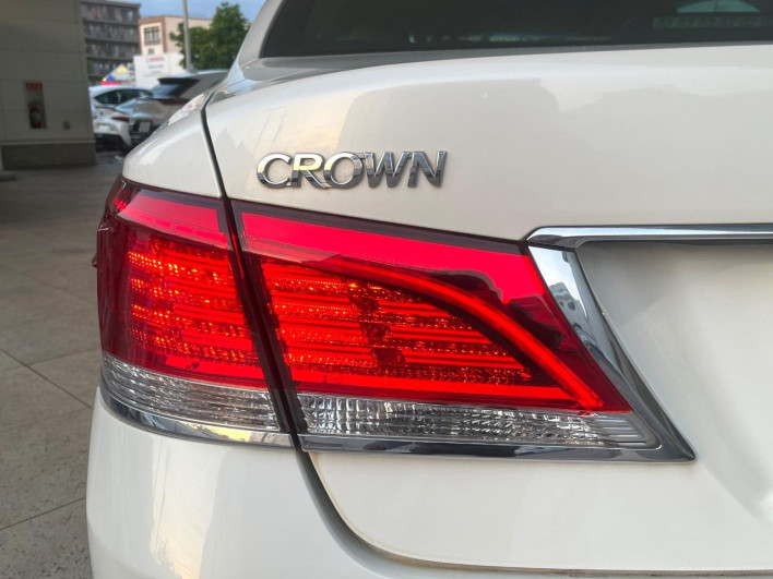 2015 Toyota Crown Hybrid DAA-AWS210 (UW-69ef57d1ad294)[11]