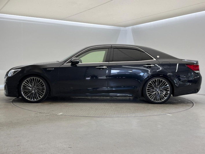 2016 Toyota Crown Hybrid DAA-AWS210 (UW-69ef57d1ed350)[29]