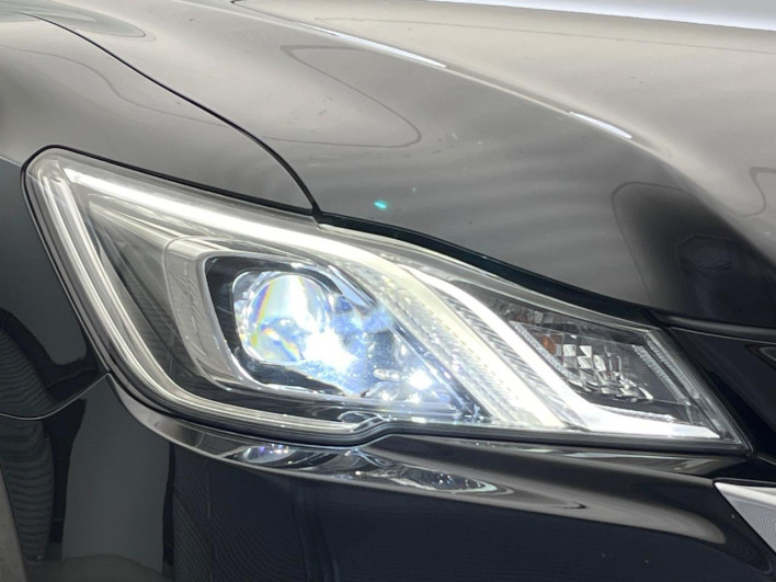 2016 Toyota Crown Hybrid DAA-AWS210 (UW-69ef57d1ed350)[12]