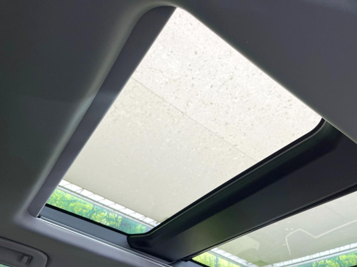 2023 Toyota RAV4 6AA-AXAH54 (UW-69ef57d3b3c39)[16]