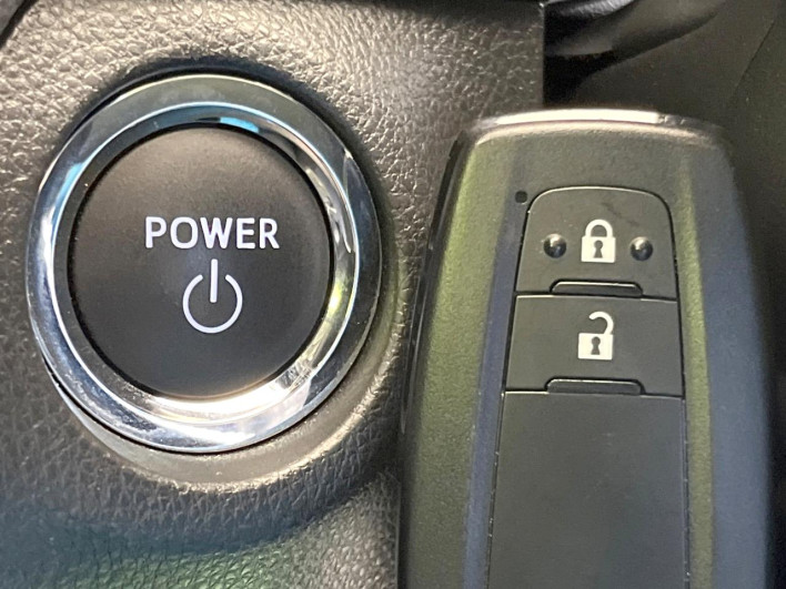 2023 Toyota RAV4 6AA-AXAH54 (UW-69ef57d3b3c39)[20]