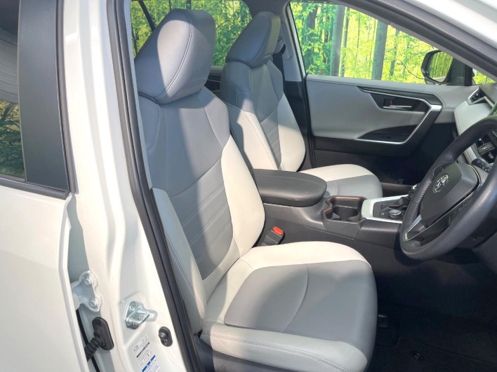 2020 Toyota RAV4 6AA-AXAH54 (UW-69ef57d3ccc38)[27]