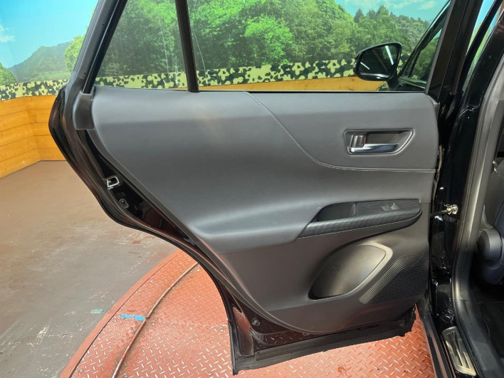 2021 Toyota Harrier Hybrid 6AA-AXUH80 (UW-69ef57d473557)[14]