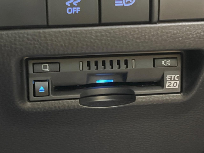 2021 Toyota Harrier Hybrid 6AA-AXUH80 (UW-69ef57d4e73a7)[15]