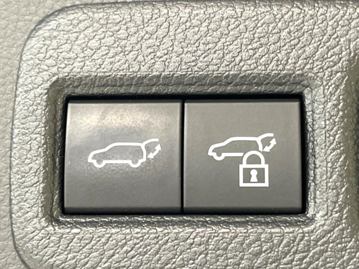 2023 Toyota Harrier Hybrid 6AA-AXUH80 (UW-69ef57d57ef64)[16]