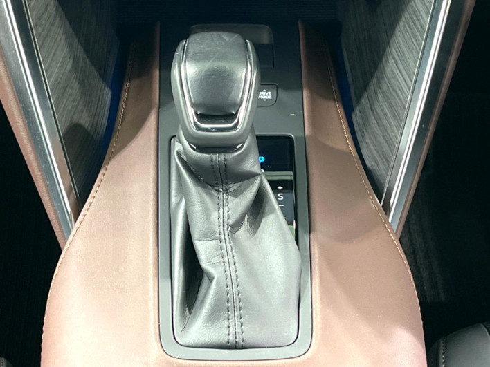 2023 Toyota Harrier Hybrid 6AA-AXUH80 (UW-69ef57d57ef64)[19]