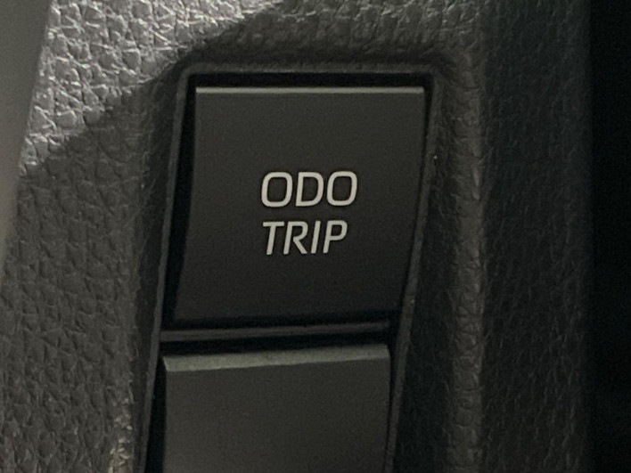 2023 Toyota Harrier Hybrid 6AA-AXUH80 (UW-69ef57d6b7fb8)[23]