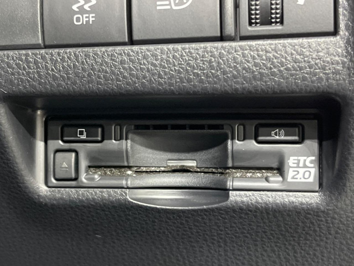 2023 Toyota Harrier Hybrid 6AA-AXUH80 (UW-69ef57d6b7fb8)[19]