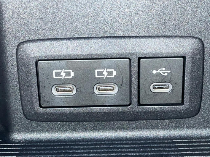 2023 Toyota Harrier Hybrid 6AA-AXUH80 (UW-69ef57d6b7fb8)[27]