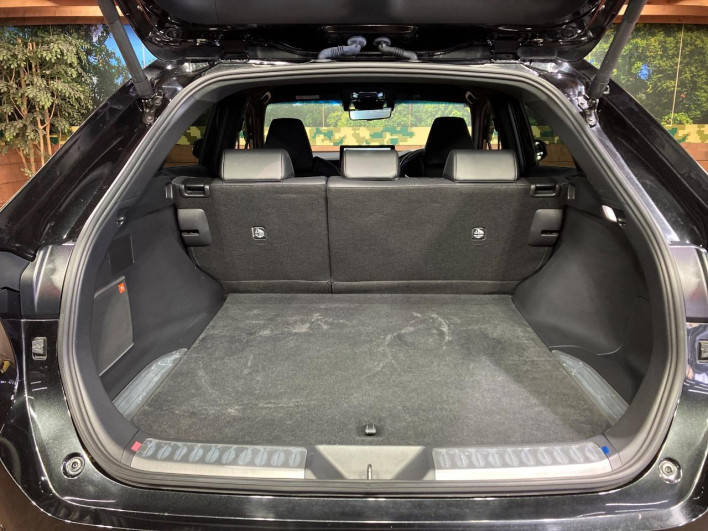 2024 Toyota Harrier Hybrid 6AA-AXUH80 (UW-69ef57d788f5a)[9]