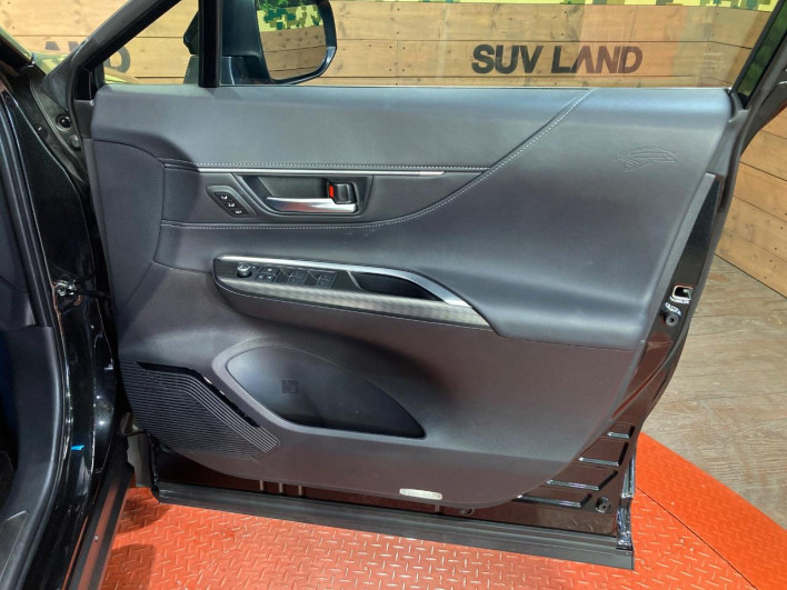 2024 Toyota Harrier Hybrid 6AA-AXUH80 (UW-69ef57d788f5a)[16]