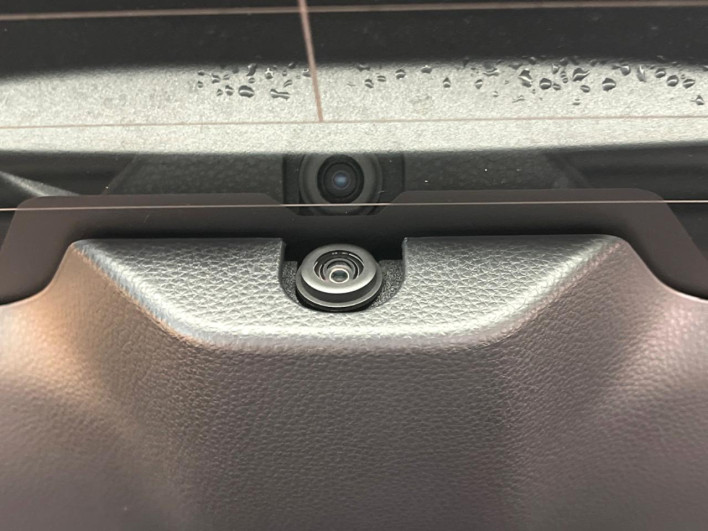 2023 Toyota Harrier Hybrid 6AA-AXUH80 (UW-69ef57d7b4869)[28]