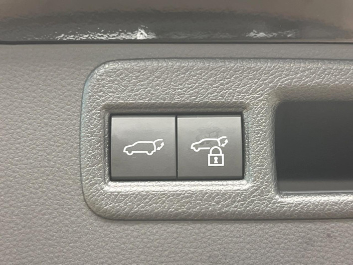 2023 Toyota Harrier Hybrid 6AA-AXUH80 (UW-69ef57d7b4869)[27]