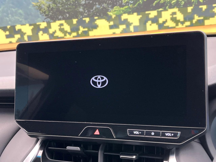 2023 Toyota Harrier Hybrid 6AA-AXUH80 (UW-69ef57d7b4869)[9]