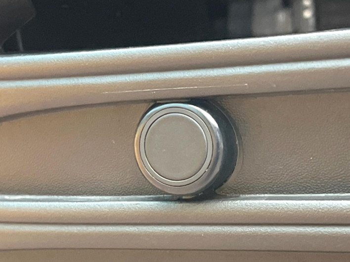 2023 Toyota Harrier Hybrid 6AA-AXUH80 (UW-69ef57d7b4869)[5]