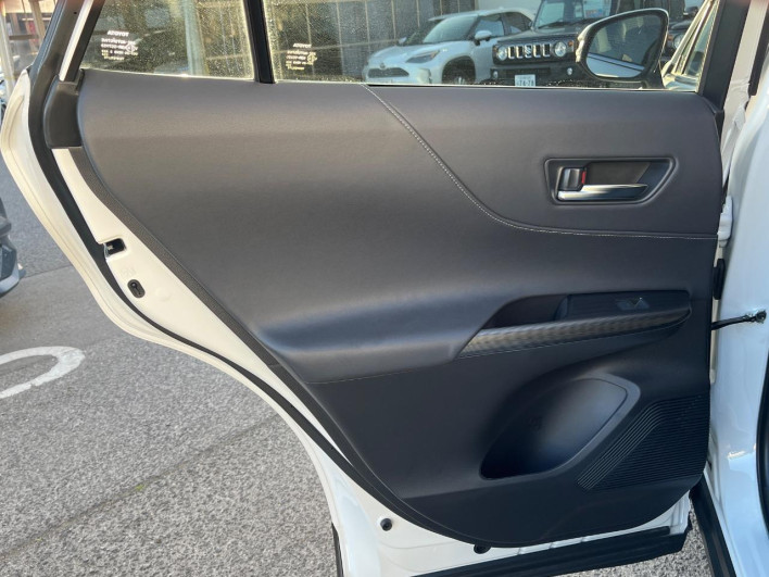 2025 Toyota Harrier Hybrid 6AA-AXUH80 (UW-69ef57d95d410)[18]