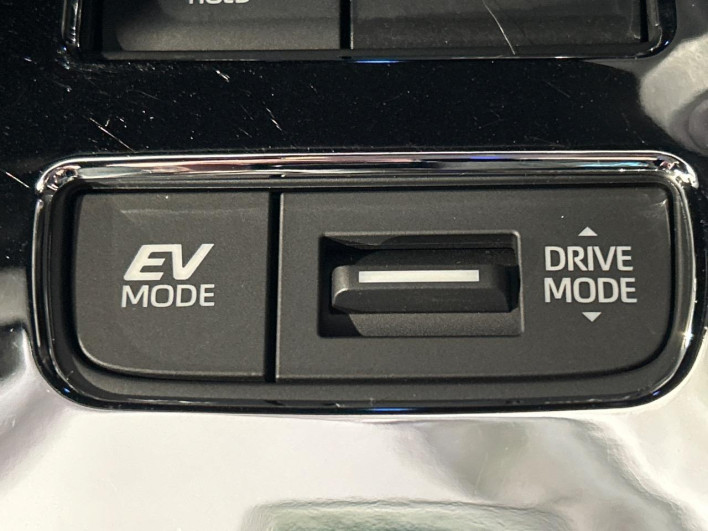 2021 Toyota Harrier Hybrid 6AA-AXUH85 (UW-69ef57da98b3d)[26]