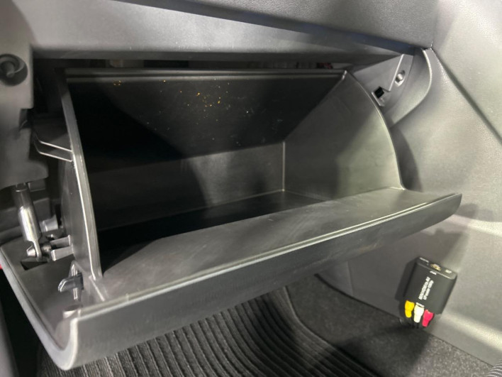 2021 Toyota Harrier Hybrid 6AA-AXUH85 (UW-69ef57da98b3d)[14]