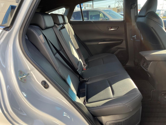 2023 Toyota Harrier Hybrid 6AA-AXUH85 (UW-69ef57db4a87e)[19]