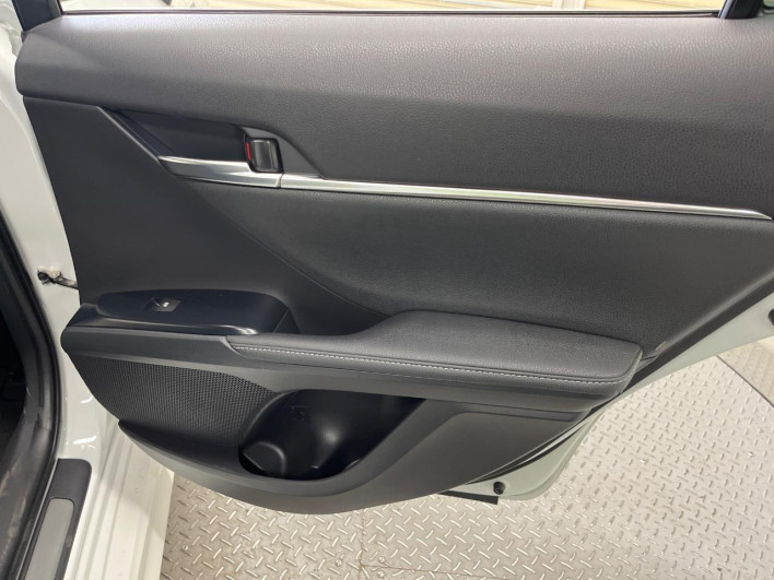 2019 Toyota Camry DAA-AXVH70 (UW-69ef57db7a562)[24]