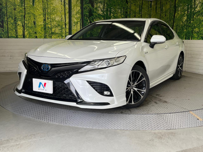 2019 Toyota Camry DAA-AXVH70 (UW-69ef57db7a562)[0]