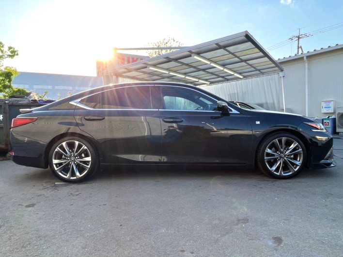 2020 Lexus ES 6AA-AXZH11 (UW-69ef57dbd91dc)[29]