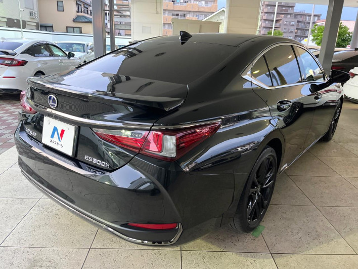 2022 Lexus ES 6AA-AXZH11 (UW-69ef57dc67f79)[23]