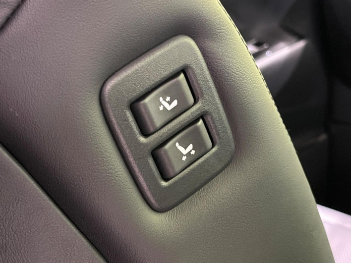 2018 Toyota Alphard Hybrid DAA-AYH30W (UW-69ef57dd51baf)[19]