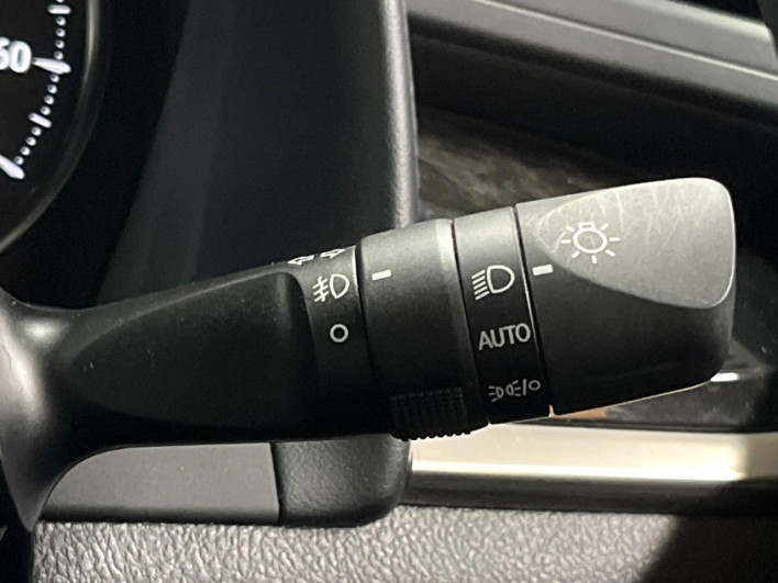 2021 Toyota Alphard Hybrid 6AA-AYH30W (UW-69ef57dd94e74)[16]