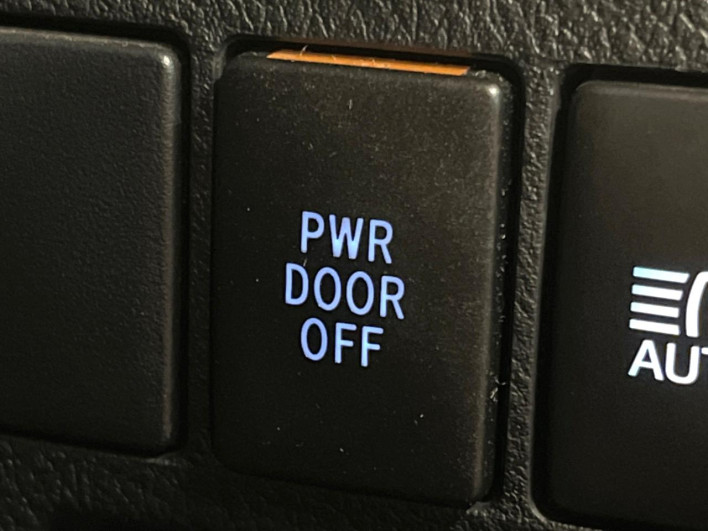 2021 Toyota Alphard Hybrid 6AA-AYH30W (UW-69ef57dd94e74)[24]