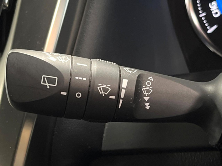 2021 Toyota Alphard Hybrid 6AA-AYH30W (UW-69ef57dd94e74)[17]