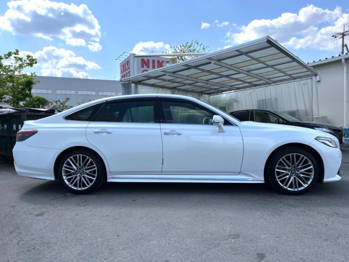 2021 Toyota Crown Hybrid 6AA-AZSH20 (UW-69ef57df8473e)[27]