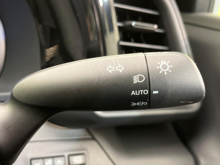 2023 Toyota Crown Crossover 6AA-AZSH35 (UW-69ef57e06e507)[12]