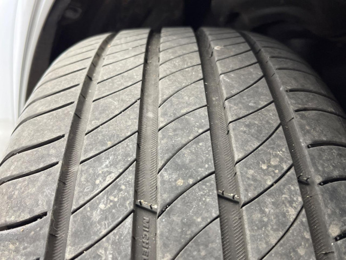 2023 Toyota Crown Sports 6AA-AZSH36W (UW-69ef57e15222a)[5]