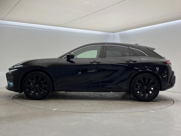 2023 Toyota Crown Sports 6AA-AZSH36W (UW-69ef57e15222a)[29]